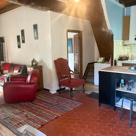 Maison De Village Holiday home
